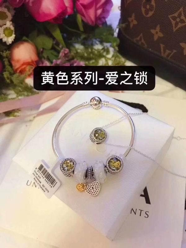 Pandora Bracelets 2321